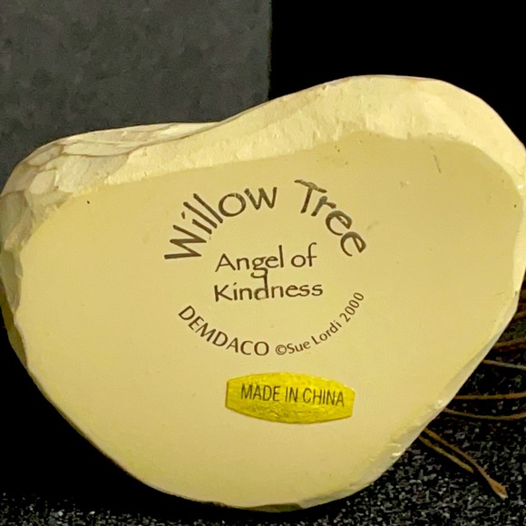 VTG 2000 "Angel of Kindness" Willow Tree Sculpture Figurine. Cat from heaven... - Picture 5 of 5